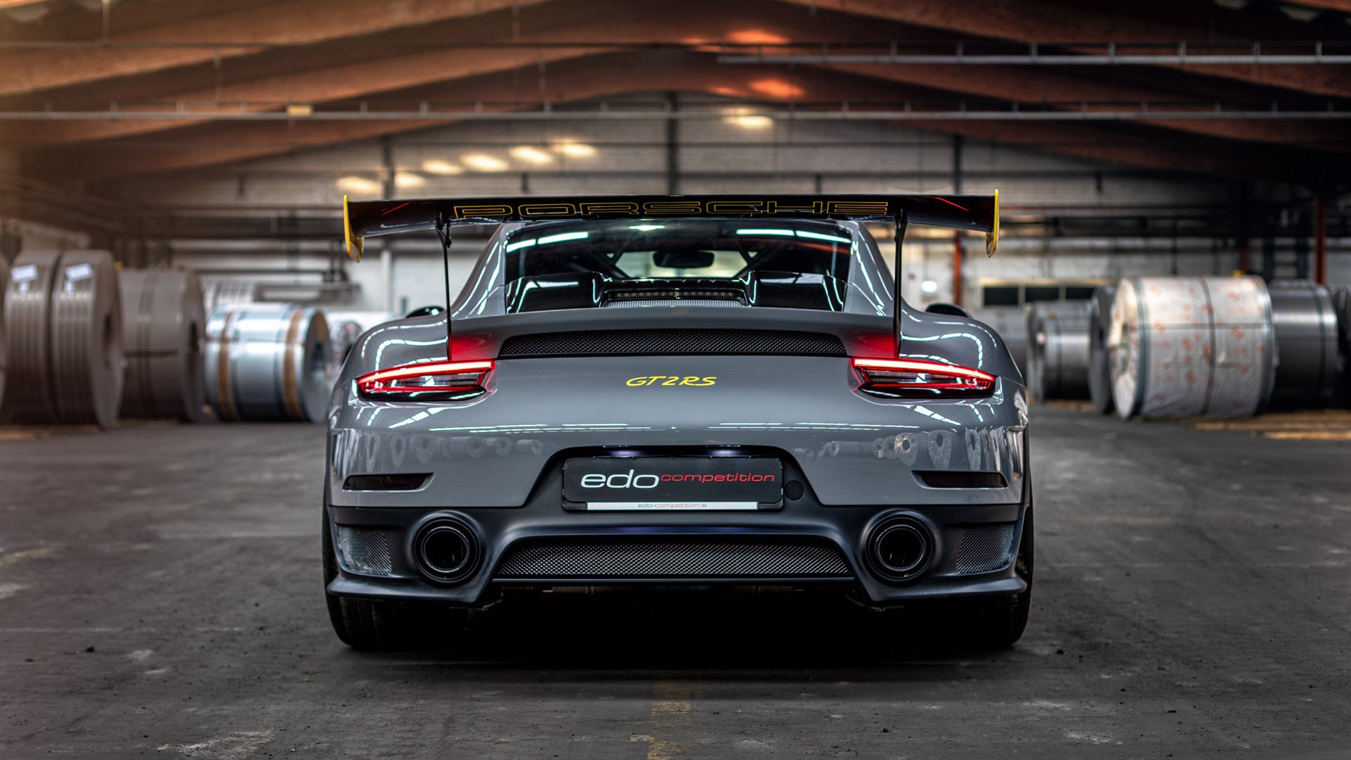 “马科斯·莫奇的灵活防守与精湛技艺，帮助美洲狮队在世界赛场脱颖而出”